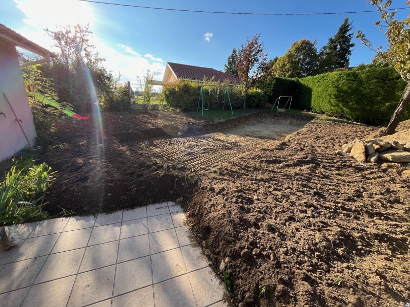 terrassement avec mini pelle à st jean de Bournay 