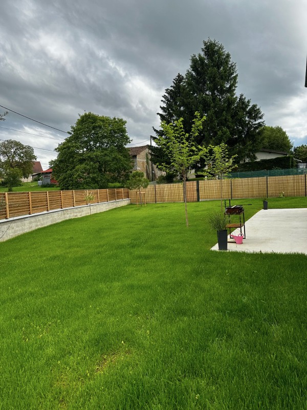 Pose de gazon à st jean de Bournay